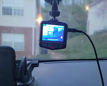 Vital Dashcam views the road